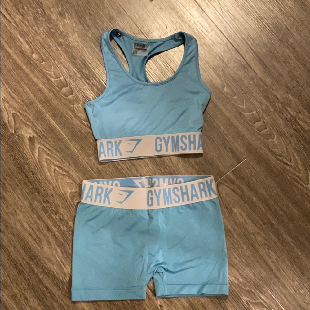 Gym shark set